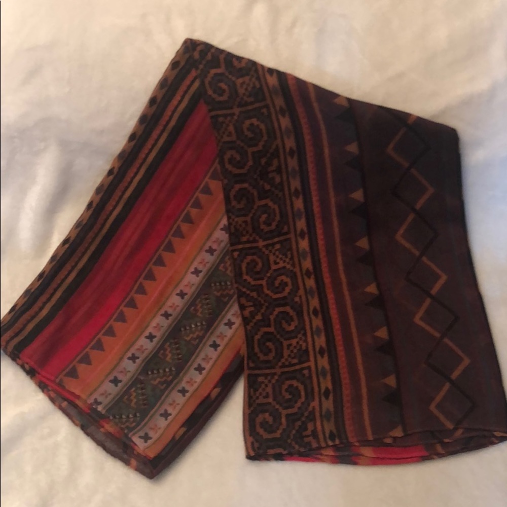 Lightweight scarf